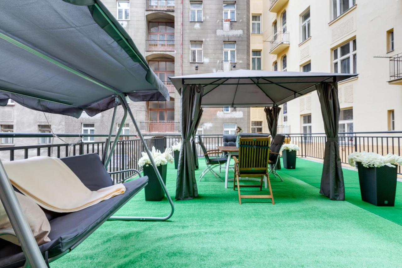 Luxury Riverside Apartments In The Center Of Praag Buitenkant foto