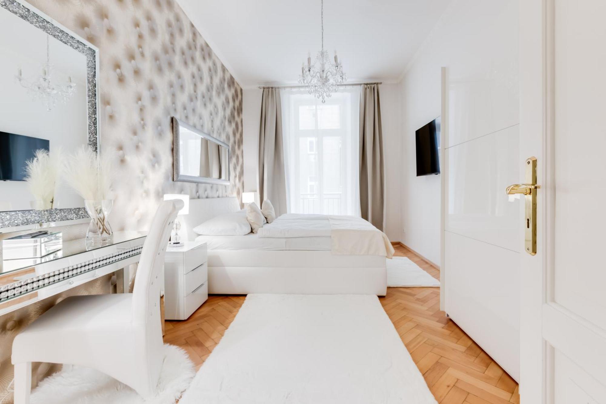 Luxury Riverside Apartments In The Center Of Praag Buitenkant foto
